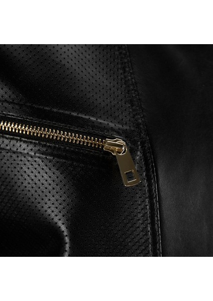 Kadın Siyah Perfore Detaylı Deri Ceket indirimleri