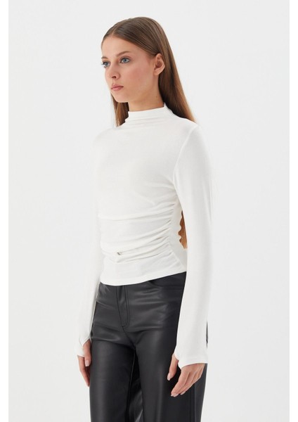 Drapeli Bluz Ekru fırsatları