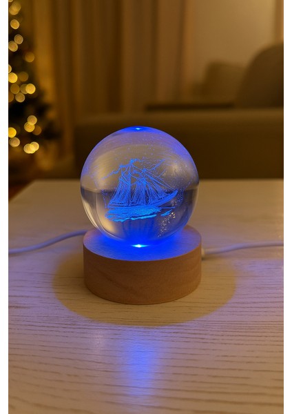 Gemi Figürlü LED Işıklı USB Bağlantılı Renk Değiştiren 3D Cam Küre Gece Lambası