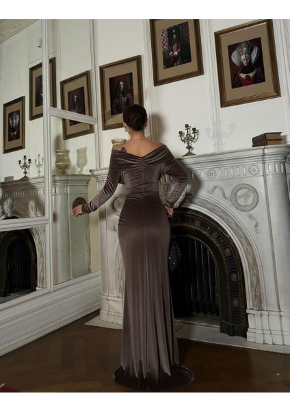 Kayık Yaka Kadife Abiye 582273 Kahve fiyatları