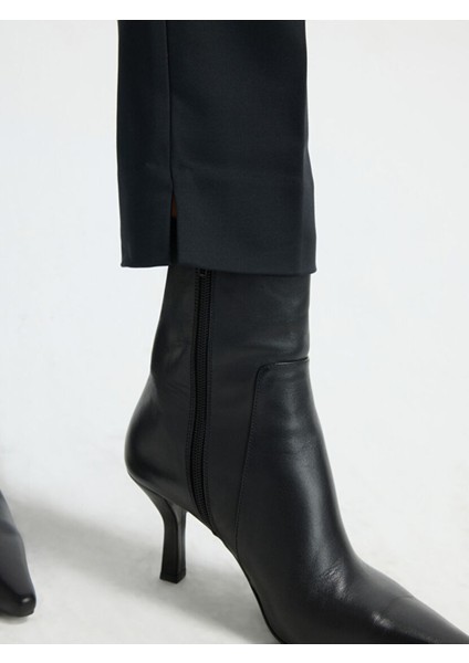 Paçası Yırtmaçlı Yandan Cepli Pantolon Siyah 15326539168 indirimleri