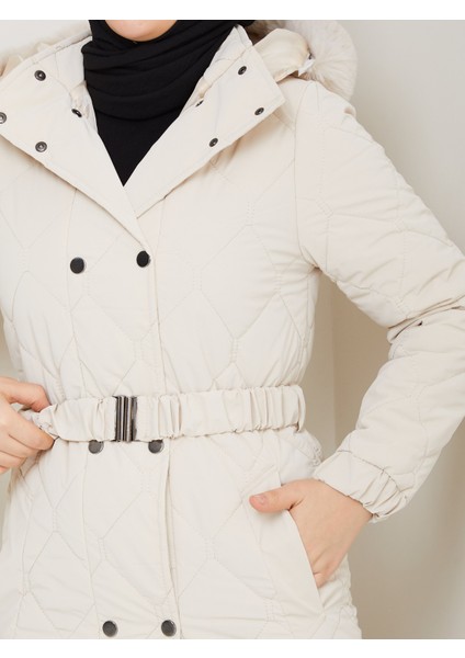 Kadın Ince Dolgulu Uzun Nova Kumaş Çıt Çıtlı Mont Kaban 1174 indirimleri