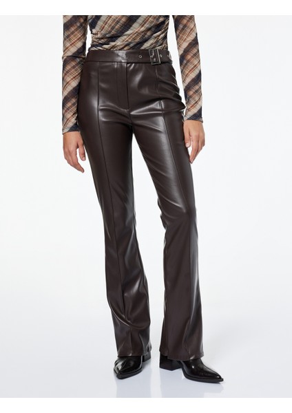 Slim Fit Normal Paça Kemerli Nervürlü Suni Deri Pantolon modelleri