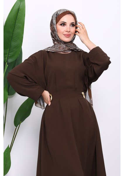 Kahverengi Bel Bağlamalı Piliseli Elbise modelleri