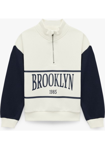 Yarım Fermuarlı Baskılı Uzun Kollu Dik Yaka Sweatshirt