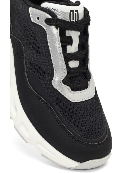 Studio Kadın Siyah Bağcıklı Kalın Tabanlı Sneaker 25AFD43526F