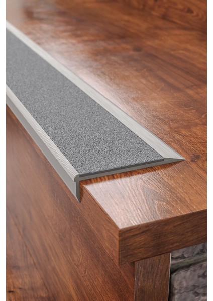 Kaydırmaz Aluminyum Basamak Köşe Profili (7 cm x 2 cm x 1,5 metre, Füme) modelleri