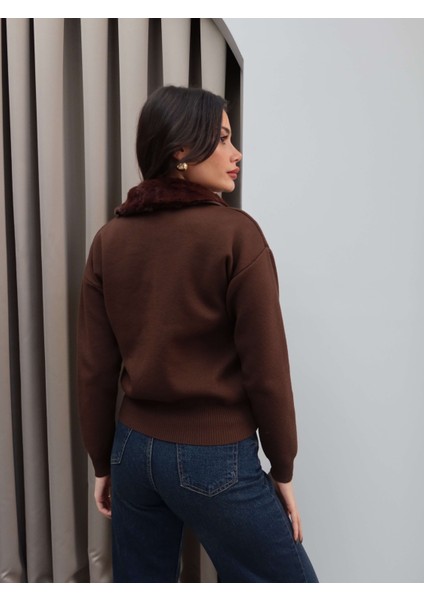 Kürk Yakalı Triko Hırka indirimleri