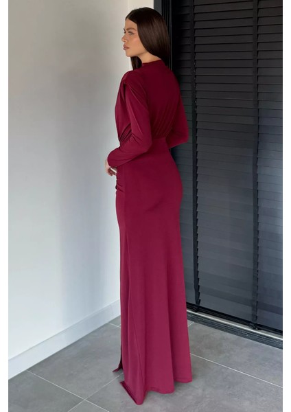 Kadın Omuz Vatkalı Büzgülü Aksesuarlı Elbise P-00018999 fırsatları