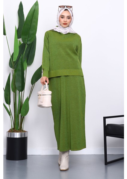 Yeşil Gömlek Yaka Triko Etekli Takım