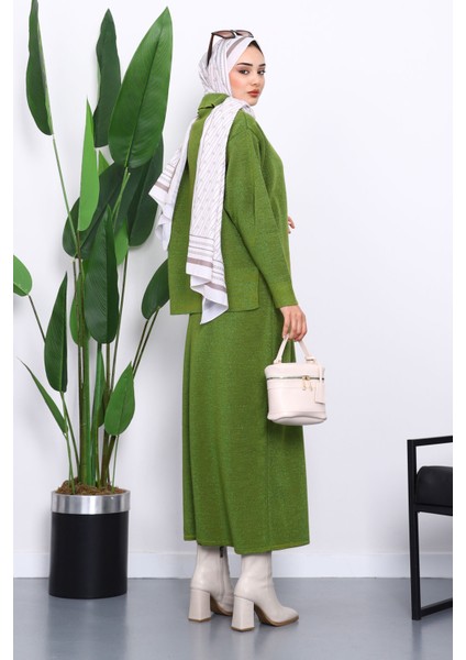 Yeşil Gömlek Yaka Triko Etekli Takım fırsatları