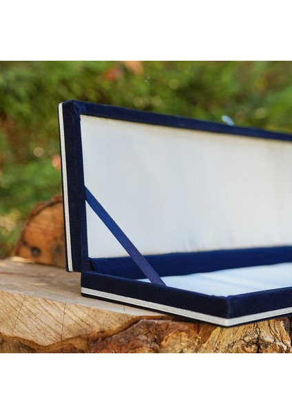 Koleksiyonluk Kılıçlar Için Lacivert Kadife Kutu fiyatları