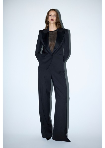 Yakası Satenli Ceket Siyah 11945978000 modelleri