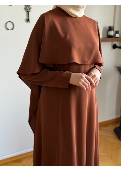 Pelerinli Bel Bağlamalı Elbise 1002 modelleri