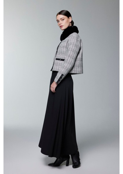 Kürk Yaka Düğme Detaylı Ikili Takım modelleri