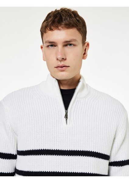 Uzun Kollu Çizgili Basic Yarım Fermuarlı Triko Kazak