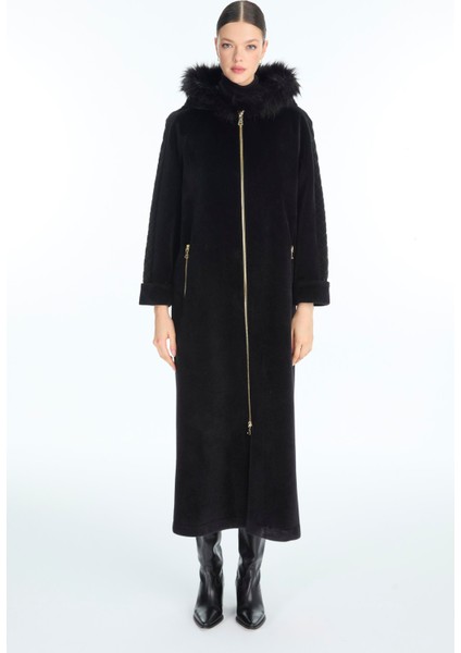 Kürk Kapüşonlu Fermuarlı Manto