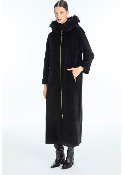 Kürk Kapüşonlu Fermuarlı Manto modelleri