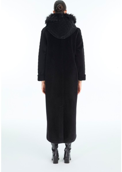 Kürk Kapüşonlu Fermuarlı Manto indirimleri