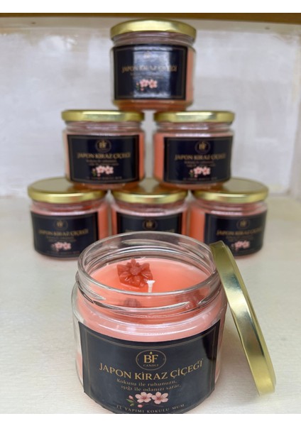 Japon Kiraz Çiçeği Kokulu Mum – Cam Kavanozda Zarif ve Romantik Koku