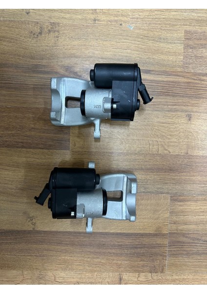 Vw Passat B6 Arka Sağ Sol Kaliper Takım Motorlu 2006>