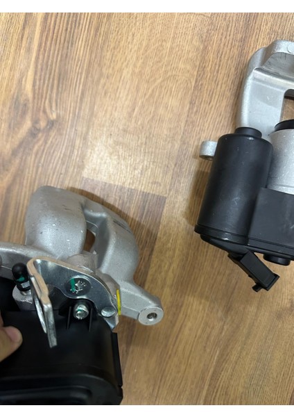 Vw Passat B6 Arka Sağ Sol Kaliper Takım Motorlu 2006> fırsatları