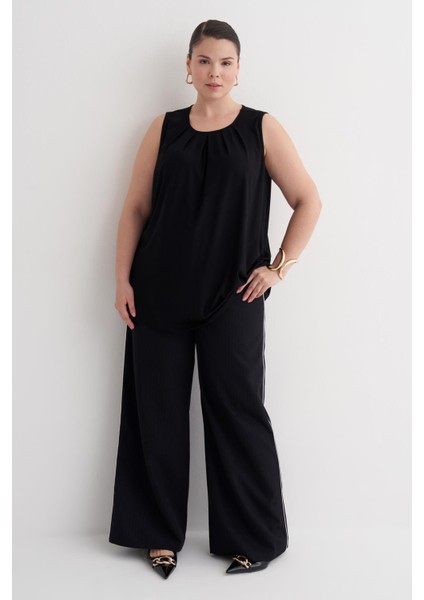 Pile Detaylı Örme Bluz