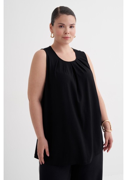 Pile Detaylı Örme Bluz