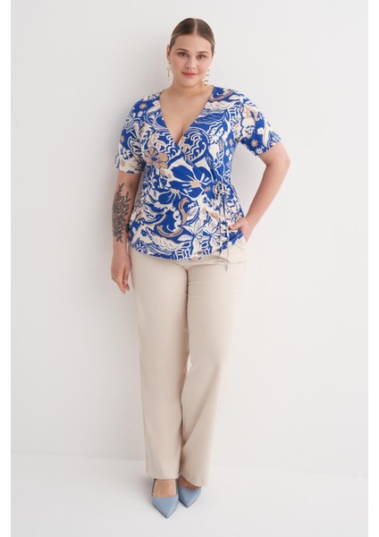 Bağlama Detaylı Desenli Bluz fiyatları