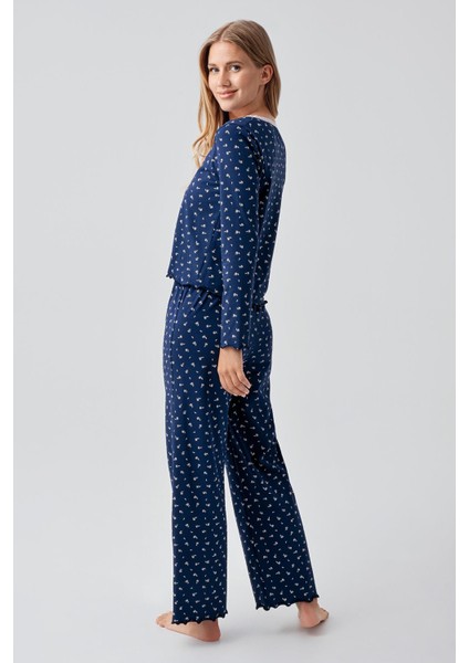 Uzun Kollu Desenli Düğmeli Esnek Pamuklu Pijama Takım 18202 modelleri