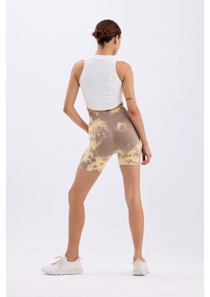 Spor Şort Batik Desenli Dikişsiz Esnek ve Toparlayıcı Push Up Kısa Şort fırsatları