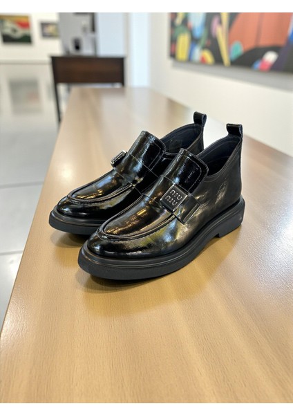 R8398 Siyah Rugan Hakiki Deri Tam Ortopedik Kadın Casual Günlük Ayakkabı fiyatları