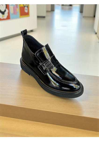 R8398 Siyah Rugan Hakiki Deri Tam Ortopedik Kadın Casual Günlük Ayakkabı modelleri