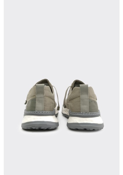 Bağcıklı Erkek Sneaker fırsatları