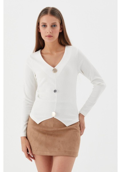 Tasarım Düğmeli V Yaka Body Beyaz