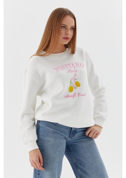 Baskılı Oversize Sweatshirt Ekru modelleri