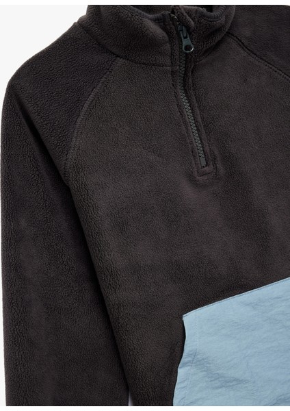 Dik Yaka Yarım Fermuarlı Kanguru Cepli Polar Sweatshirt modelleri