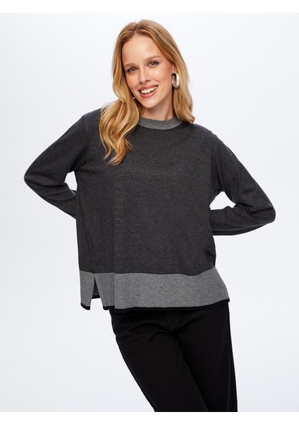 Renk Bloklu Bisiklet Yaka Triko Bluz Faik Sönmez fırsatları