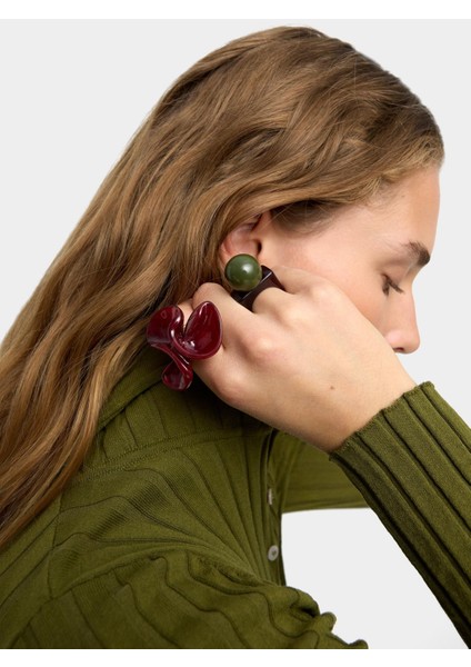 Resin Çiçekli Yüzük