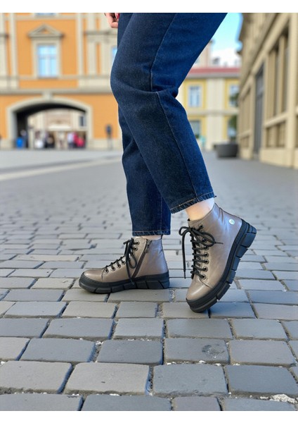 D25KB-1935 Vizon Hakiki Deri Tam Ortopedik Günlük Kadın Bot fiyatları