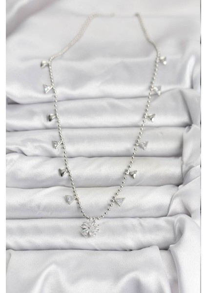 Pirinç Gümüş Renk Zirkon Taşlı Çiçek Model Kadın Kolye - TJ-BKO10652 fiyatları