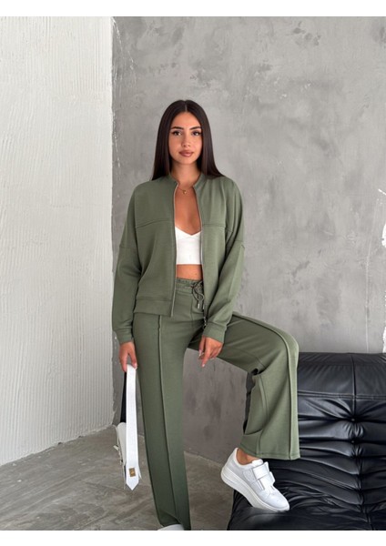 Kolej Yaka Kadın Eşofman Takımı - Üst Bomber Kolej Yaka Ceket ve Alt Bol Paça Baggy Pantolon fiyatları