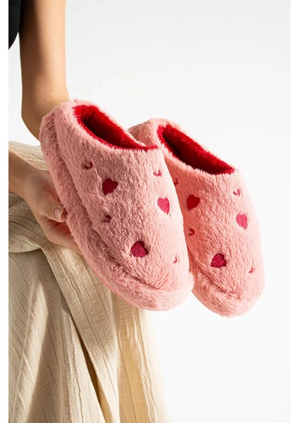 Love Kalp Desenli Peluş Içi Tüylü Kaydırmaz Taban Rahat Pofuduk Çeyiz Bohça Misafir Kadın Ev Terliği