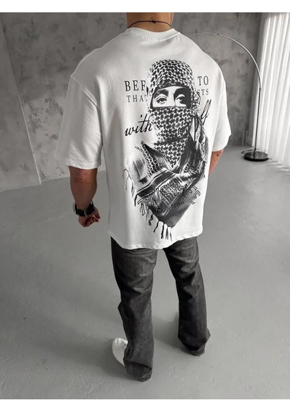 Unisex Baskılı Oversize T-Shirt - Beyaz fırsatları