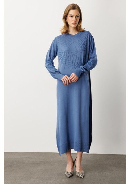 Yaprak Desenli Uzun Triko Elbise-Indigo