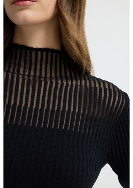 Şeffaf Örgülü Triko Kazak Siyah 13945302000 fiyatları