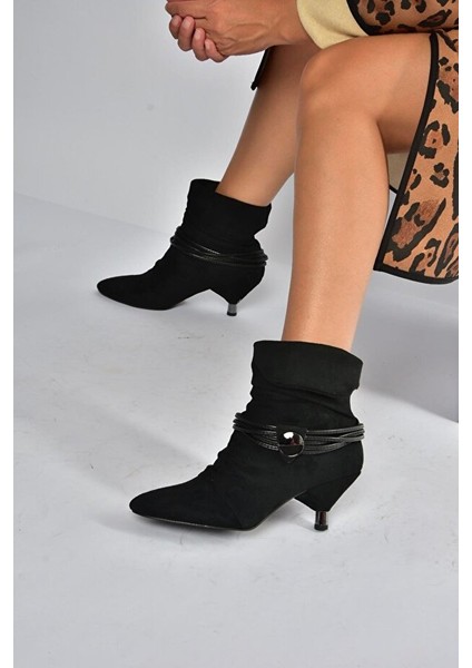 Pine Cone K223 Kadın Süet Topuklu Biye Kemerli Çekme Bot Siyah