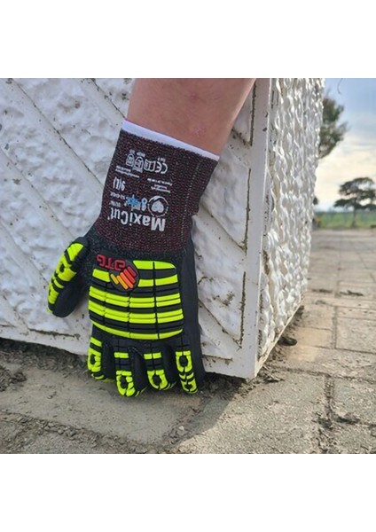 Maxicut Ultra 52-6745FI Darbe Koruyu Bisiklet Motosiklet Eldiveni No:11 fiyatları