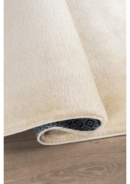 Puffy Peluş Post, Overlok Kaymaz Taban Halı 8 Renk Siyah