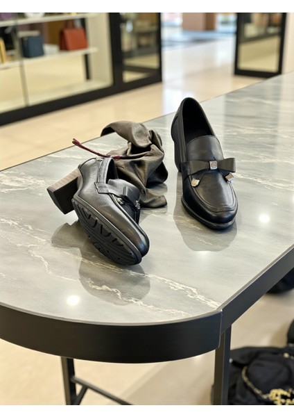 D25KA-3335 Siyah Hakiki Deri Tam Ortopedik Kadın Casual Günlük Ayakkabı fırsatları